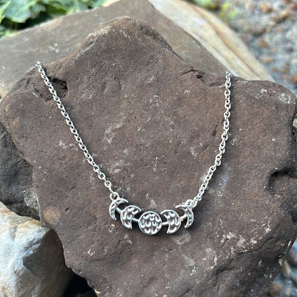 Vintage Creative Full Moon Necklace Silver Moonphase Boho Hippie - Picture 4 of 6